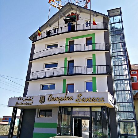 Hotel Seneca บายามาเร ภายนอก รูปภาพ