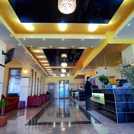 Hotel Seneca บายามาเร ภายนอก รูปภาพ