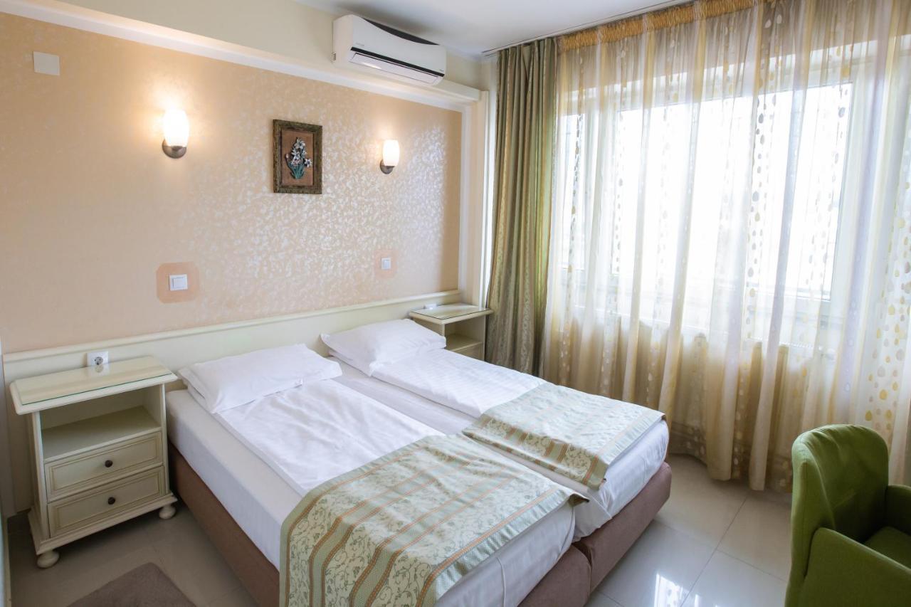 Hotel Seneca บายามาเร ภายนอก รูปภาพ