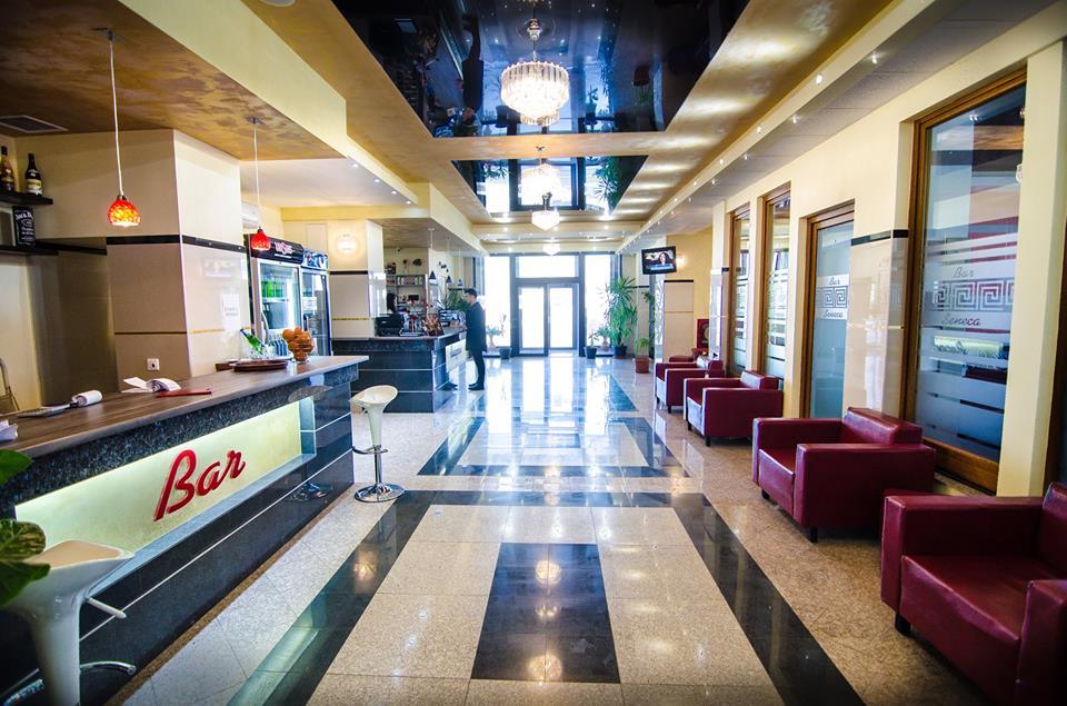 Hotel Seneca บายามาเร ภายนอก รูปภาพ