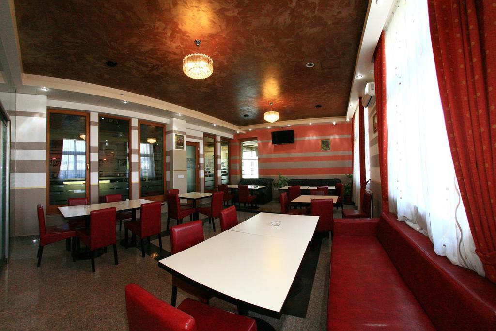Hotel Seneca บายามาเร ภายนอก รูปภาพ