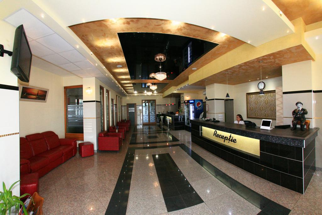 Hotel Seneca บายามาเร ภายนอก รูปภาพ