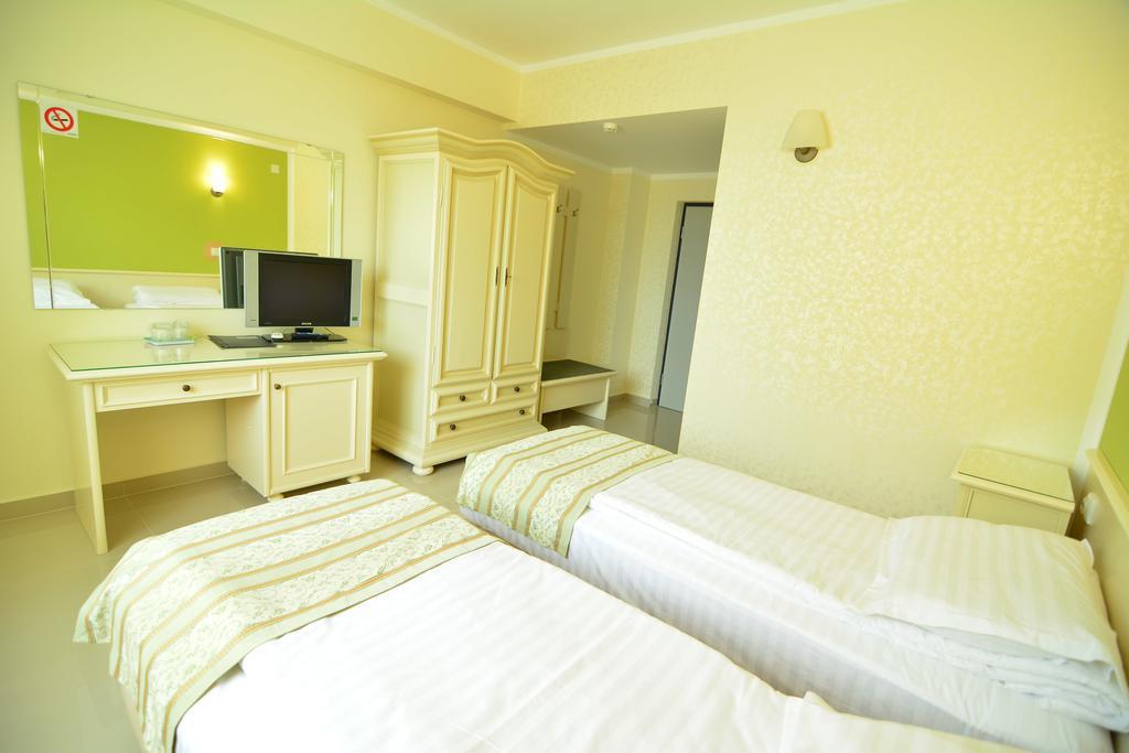 Hotel Seneca บายามาเร ภายนอก รูปภาพ